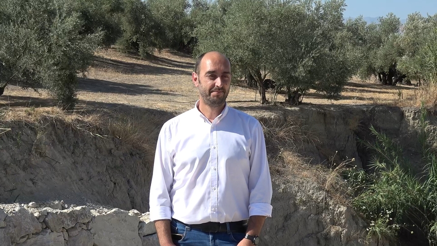 La alcaldesa de Úbeda agradece la labor de Javier Gámez tras su dimisión y pide respeto ante las críticas