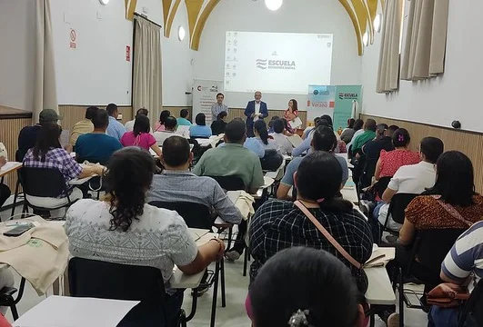 Los Cursos de Verano de la UNIA en la Sede Antonio Machado cierran su programación con dos encuentros sobre cultura del olivar y jazz