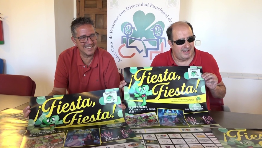 Úbeda celebra el 30º aniversario de la asociación Tréboles con la gala solidaria «Fiesta, Fiesta»