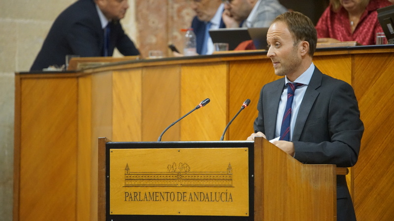 Domínguez pone en valor la política industrial de Juanma Moreno que está “fortaleciendo nuestra industria y nuestra economía”