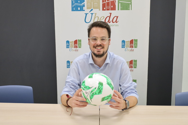 El Ayuntamiento de Úbeda impulsa el deporte con la nueva edición de la liga municipal de fútbol sala