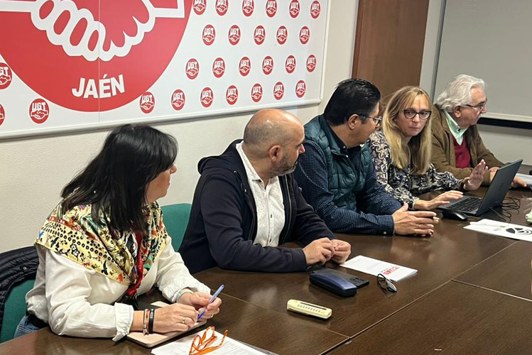 UPA Jaén firma la actualización de las tablas salariales del campo, que suben un 2%