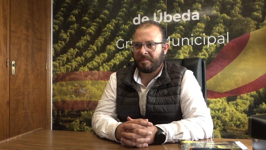 VOX Úbeda cuestiona la gestión económica y urbanística en el pleno municipal de octubre
