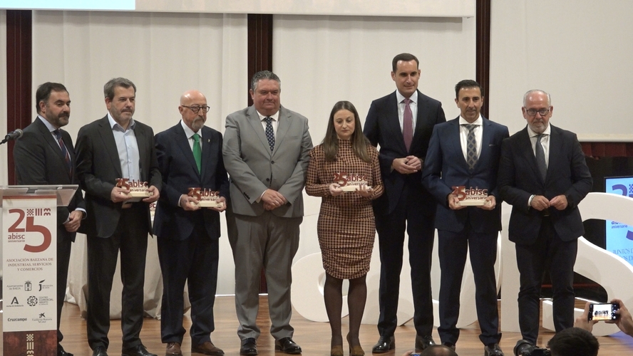 Baeza rinde homenaje a la trayectoria de ABISC en su 25 aniversario