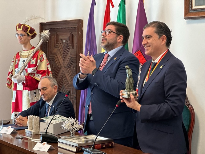 Baeza y Avila sellan su hermanamiento 8