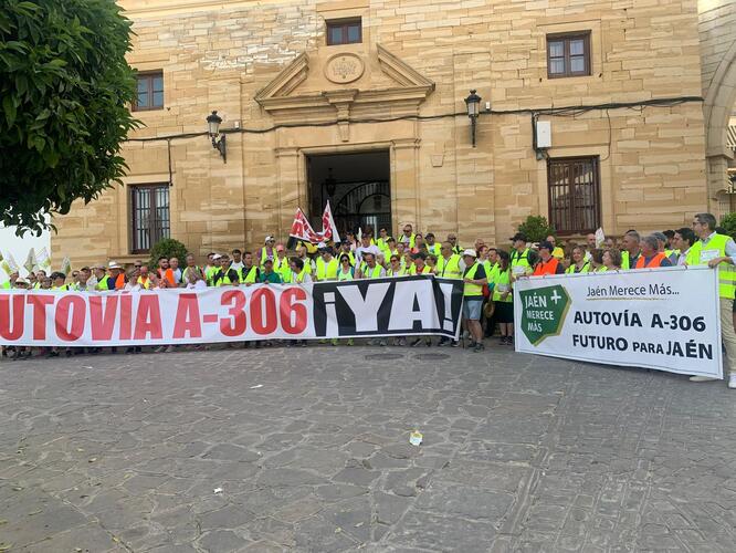 Jaén Merece Más denuncia la renuncia de la Junta de Andalucía a la autovía Jaén-Córdoba