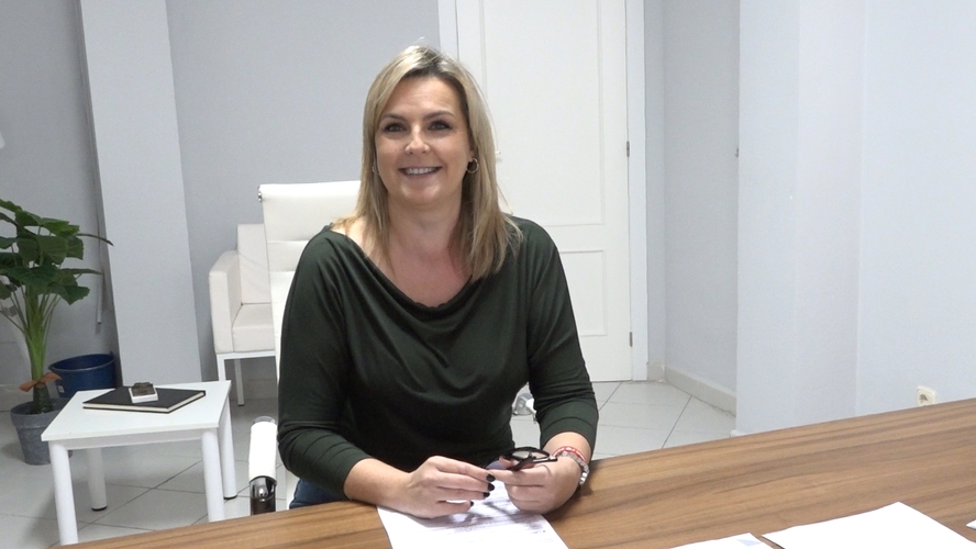 Lola Marín acusa al alcalde de Baeza de «faltar a la verdad» sobre las obras del paseo y el mercado de abastos