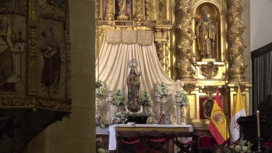La Catedral de Baeza acoge la conmemoración del 75 aniversario del Dogma de la Asunción