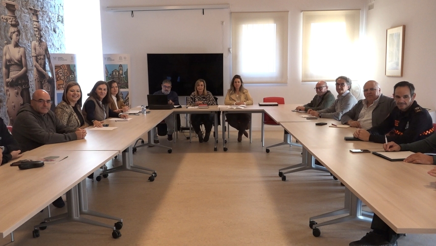 La Comisión Local de Inmigración de Úbeda aborda la coordinación para la Campaña de la Aceituna 25-26