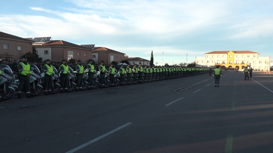 La Escuela de Trafico de la Guardia Civil culmina su marcha larga con una exhibicion en la Academia de Baeza 1 1.122.1
