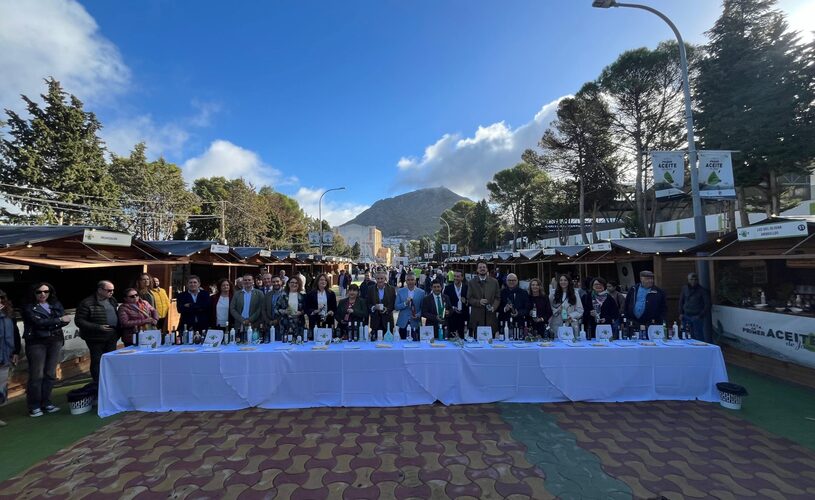 Reyes ensalza «la espectacular evolución» del sector oleícola en el inicio de la Fiesta del Primer Aceite de Jaén