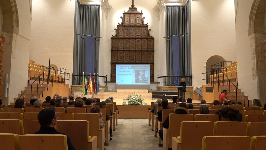 Úbeda celebra la V Gala de la Comunidad Educativa que rinde homenaje al personal docente jubilado este curso
