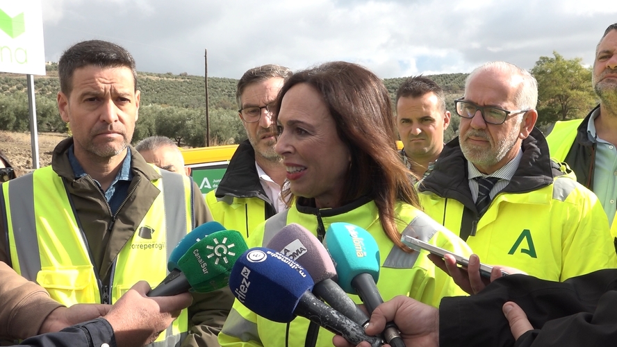 La Consejera de Fomento defiende la inversión de 40,8 millones en la Autovía del Olivar y desmiente al PSOE
