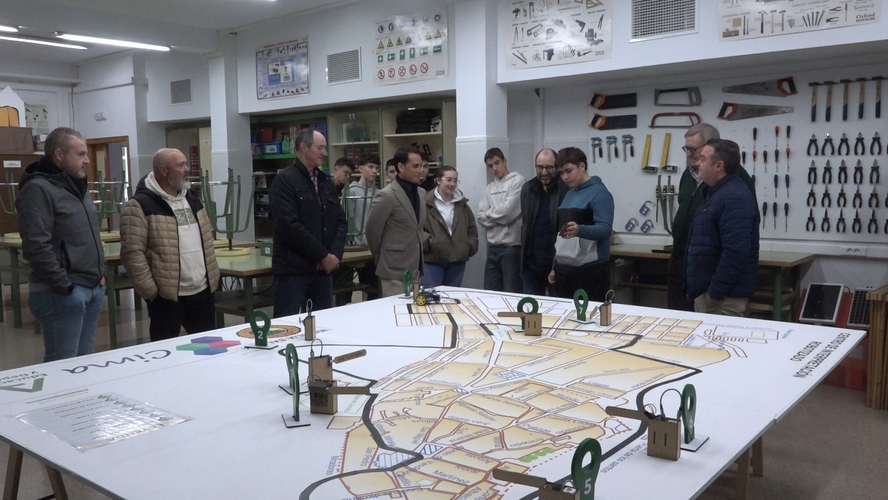 Educacion distribuira equipamiento tecnologico para la creacion de mas de 4.700 aulas digitales en la provincia de Jaen 1.68.1