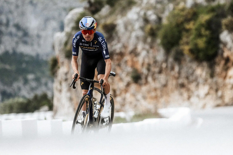 Tom Pidcock será la gran estrella de la Clásica Jaén Paraíso Interior