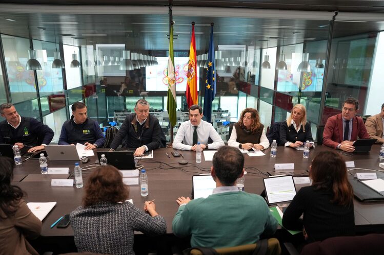 Andalucía eleva la alerta y la precaución ante el temporal: colegios cerrados y la UME en preaviso