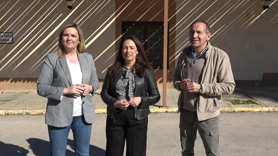 El PSOE acusa a la Junta de dejar morir la Hacienda La Laguna de Baeza 1.63.1