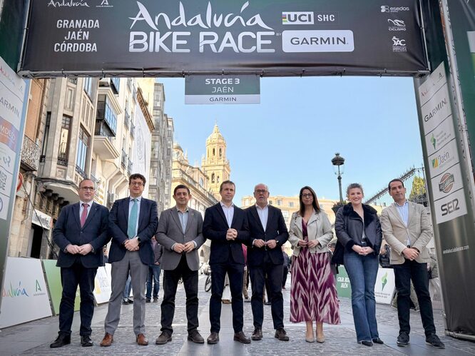 Junta y Diputación coinciden en el valor promocional de la Andalucía Bike Race tras un febrero de grandes citas ciclistas