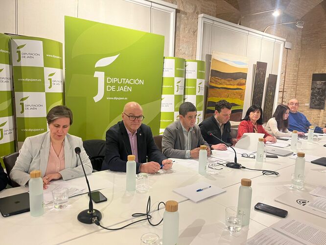 Manuel Fernández subraya el compromiso del Gobierno de España con el olivar jiennense