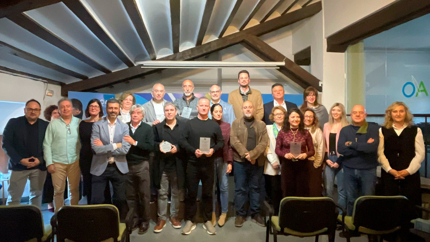 Cultura y tradición se dan la mano en la entrega de galardones del VIII Premio Internacional de Relatos sobre Olivar 2 Cultura y tradicion se dan la mano en la entrega de galardones del VIII Premio Internacional de Relatos sobre Olivar