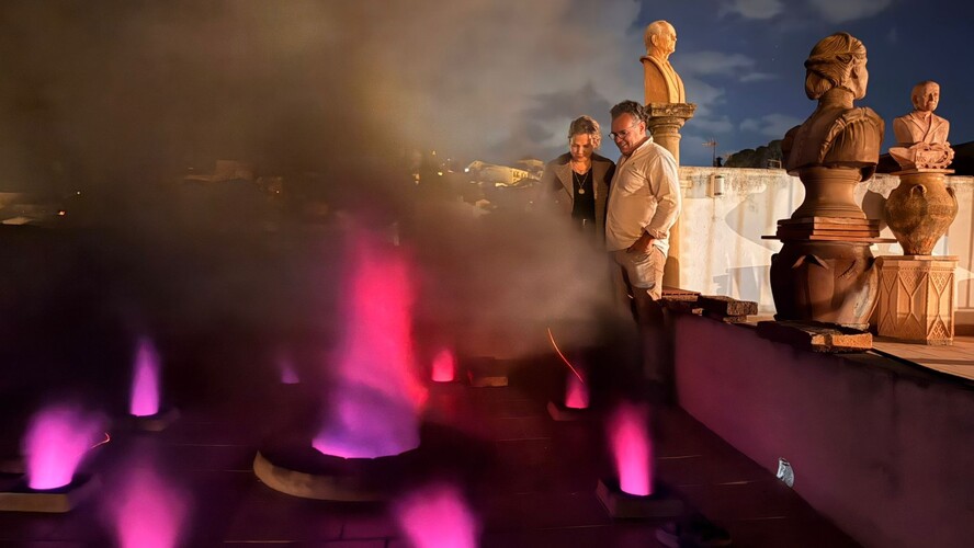 El alfar de Paco y Pablo Martínez «Tito» realiza una nueva cochura en su histórico horno árabe