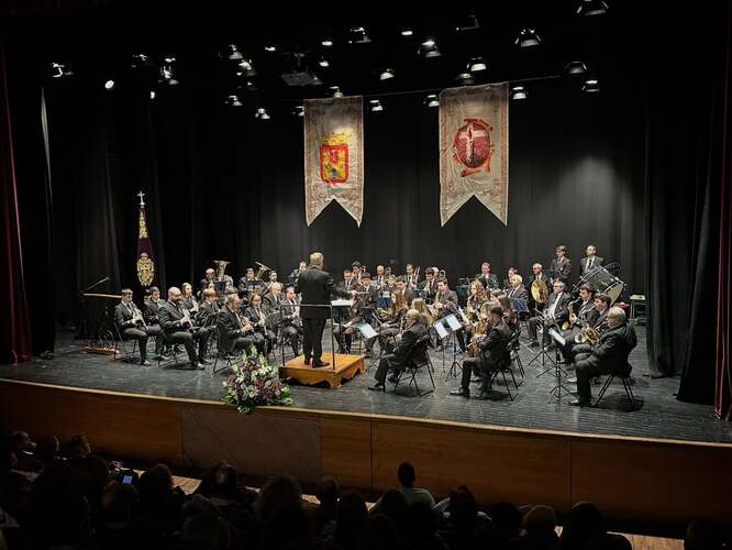 La Banda de Música de Baeza estrena “Una Oración del Rosario” en el Concierto de Semana Santa