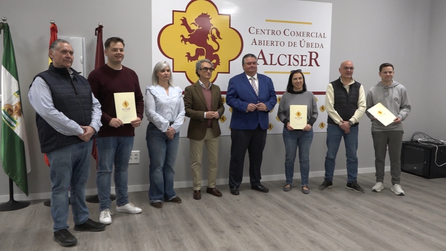 ALCISER entrega los galardones del certamen de escaparatismo con el foco puesto en la dinamización comercial de Úbeda