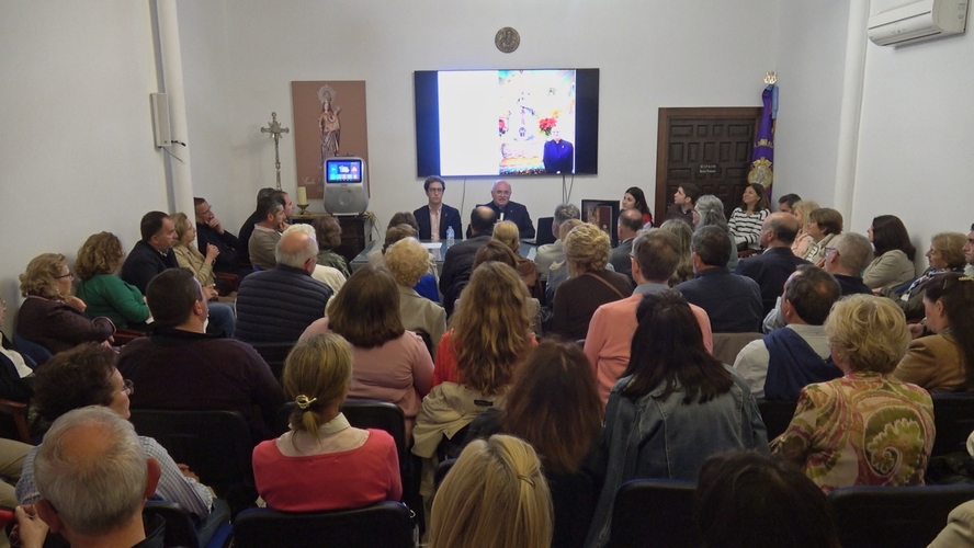 Comienza el ciclo de conferencias con motivo de la Coronación Canónica y Pontificia de Santa María del Alcázar, Patrona de Baeza