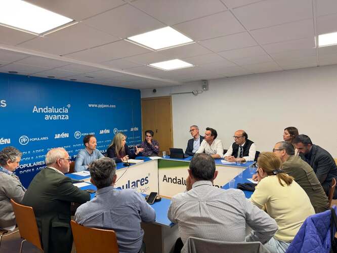 El PP de Jaén presenta su lista para las autonómicas con Catalina García a la cabeza