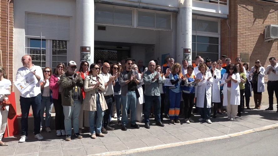 El personal sanitario de Torreperogil exige seguridad y respeto tras una nueva agresion en el centro de salud 1.5.1