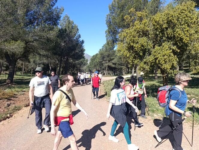 Jornada de senderismo y convivencia del Club Deportivo de Montaña de Baeza en Sierra Mágina