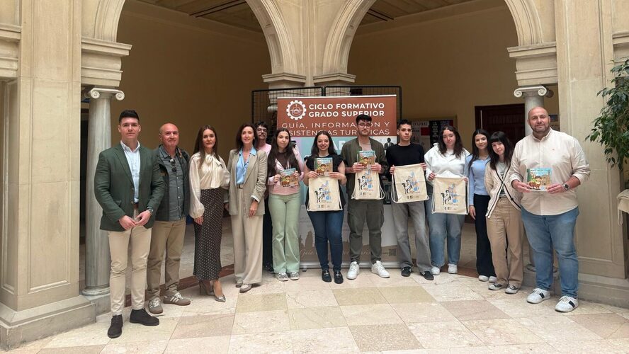 Úbeda estrena su primera guía infantil sensorial para acercar el Patrimonio Mundial a la infancia 3 ubeda safa e1777026830230