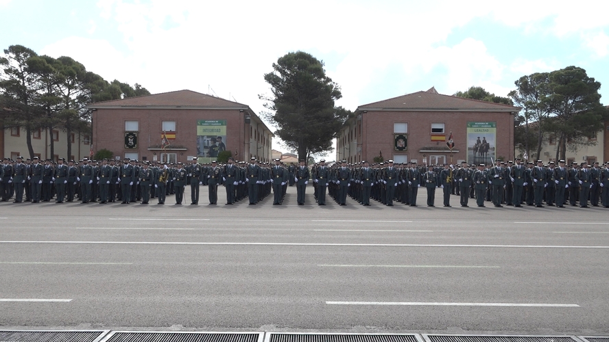 Baeza acoge la jura de bandera de la 131ª promoción de la Guardia Civil 3 Baeza acoge la jura de bandera de la 131a promocion de la Guardia Civil 1.48.1