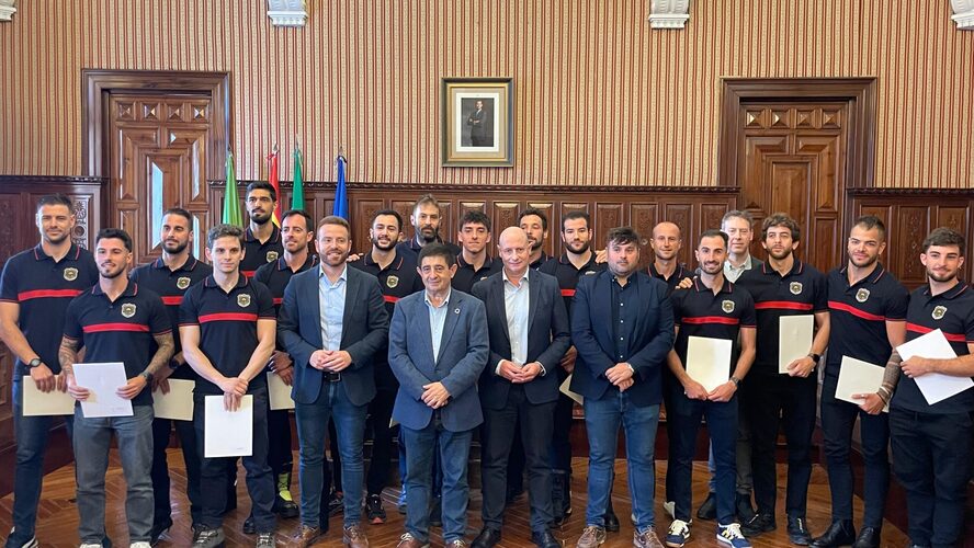 Dieciséis bomberos toman posesión como funcionarios de carrera de la Diputación
