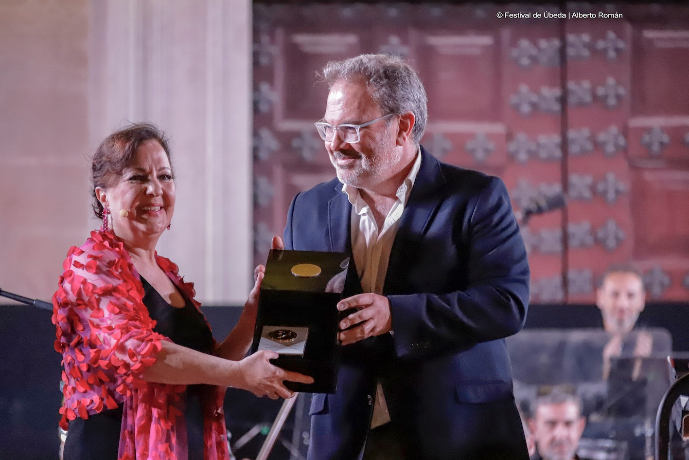 El Festival de Úbeda hizo entrega de su Medalla de Oro a Carmen Linares