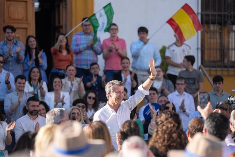 Feijóo apela en Bailén al voto útil para que Moreno logre una victoria «contundente» sin bloqueos