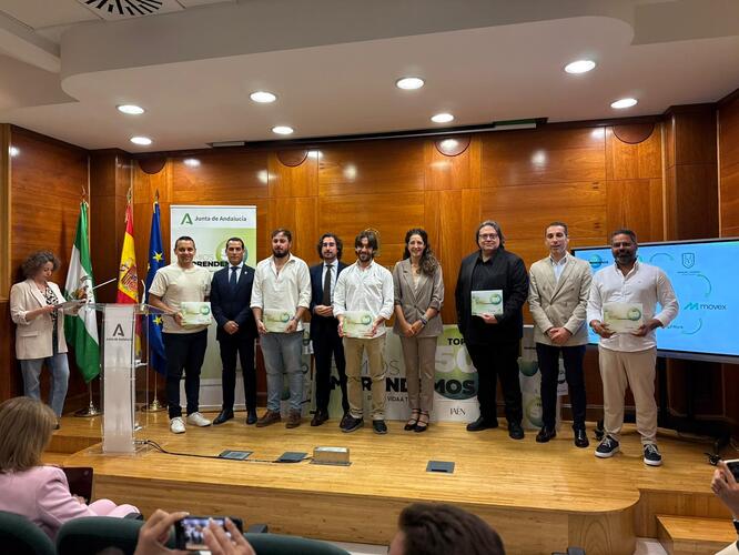 Foto Familia Premiados 02