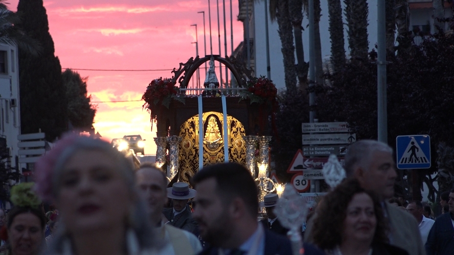 La Hermandad del Rocio de Baeza inicia su peregrinacion con la Misa de envio de romeros