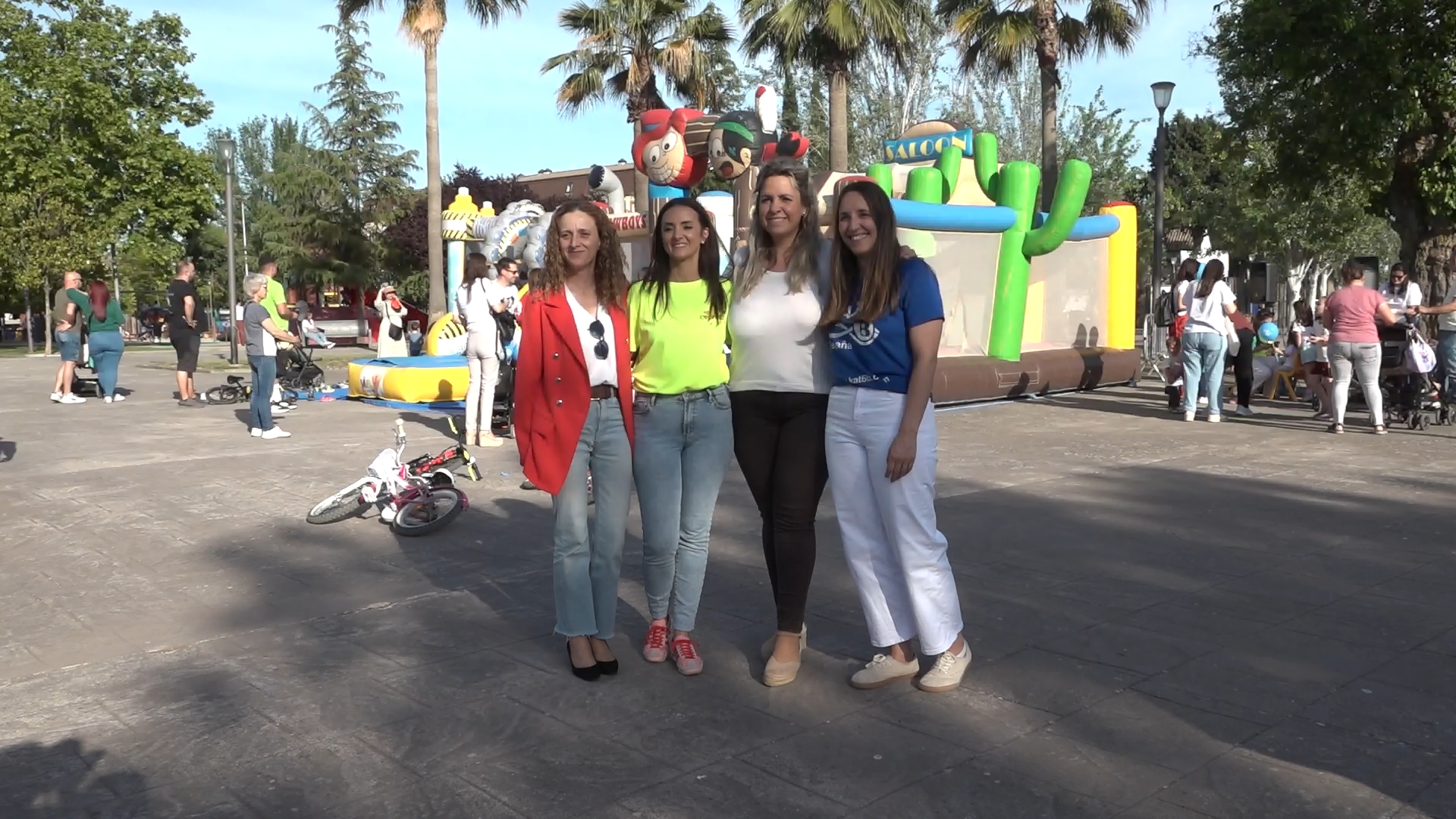 Úbeda acoge un mercadillo solidario para apoyar la investigación de la enfermedad KAT6B