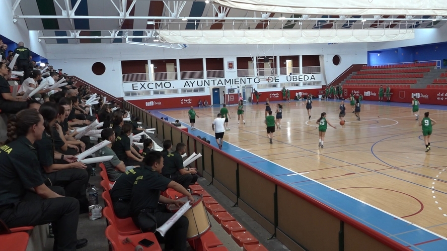 Deporte e igualdad se dan cita en el triangular entre la Academia de la Guardia Civil Ubeda y Baeza 1.13.1