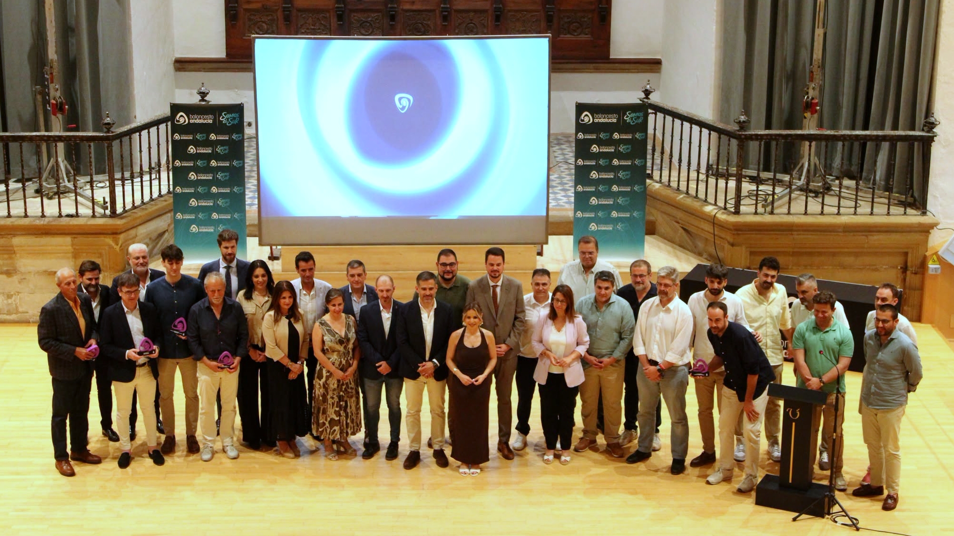La Gala FAB Jaen 2026 premia en Ubeda a los protagonistas del baloncesto provincial 1.42.1