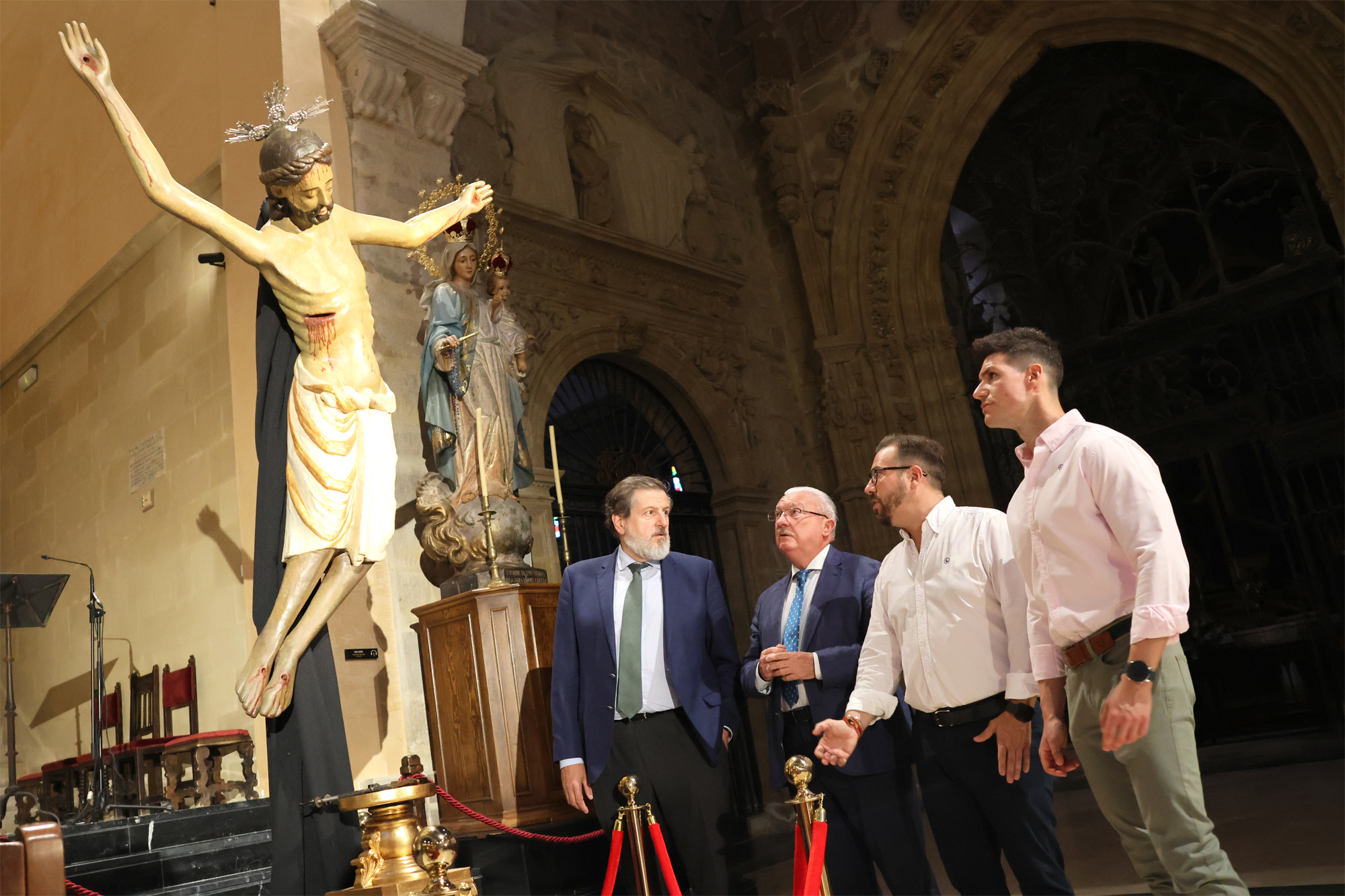 Culmina la intervención para la restauración del Cristo de los Cuatro Clavos de Úbeda