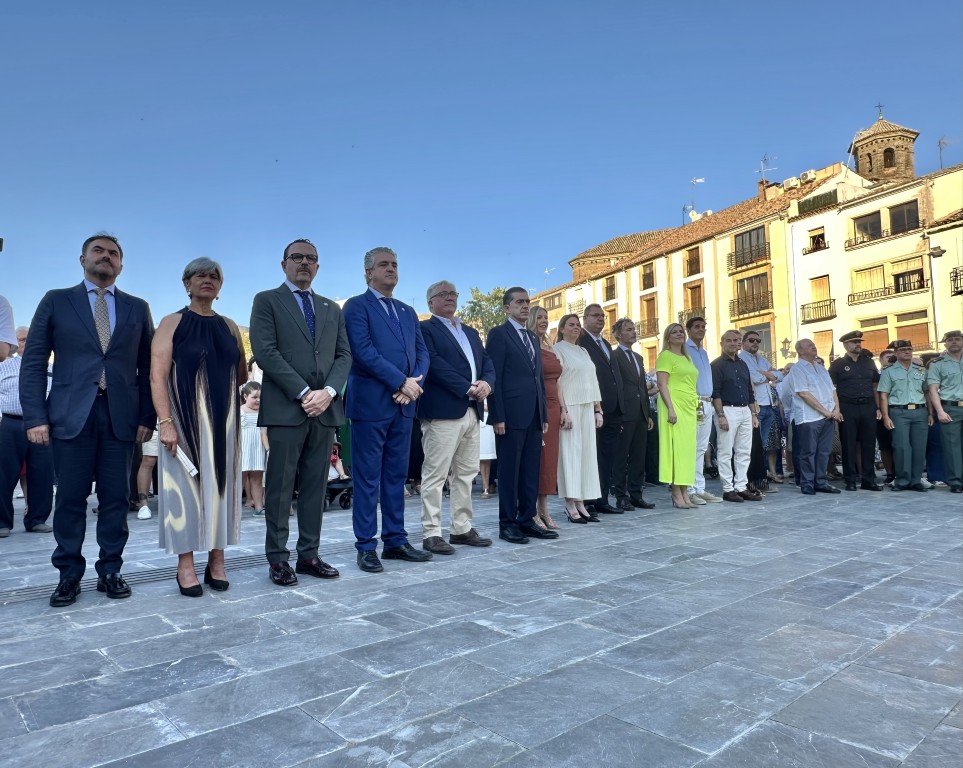 El Ayuntamiento de Baeza inaugura la remodelacion del Paseo de la Constitucion la mayor actuacion urbanistica municipal de las ultimas decadas 6 Medium