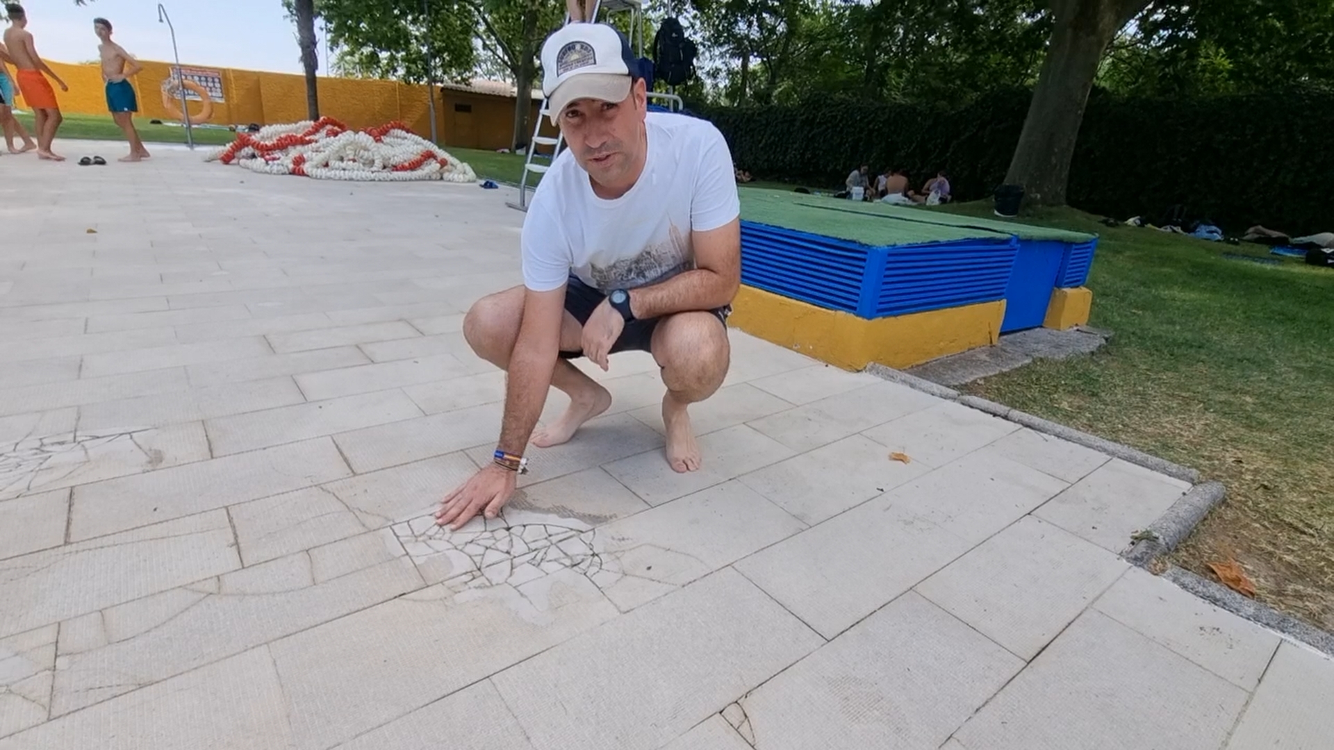 El PSOE de Baeza denuncia el abandono de la piscina municipal 2.114.1