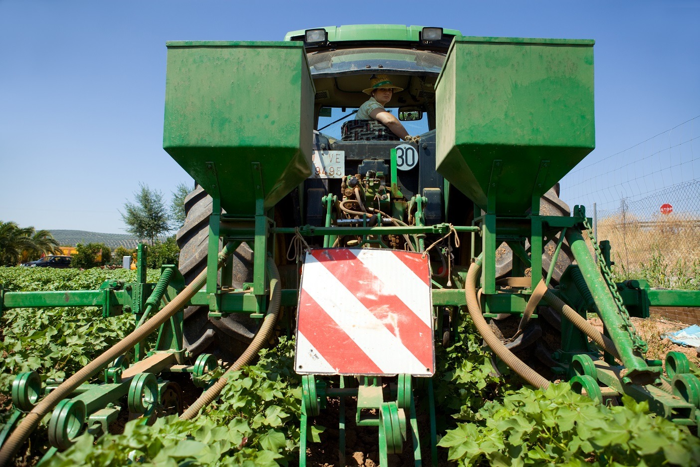 La Junta resuelve todas las solicitudes de ayudas de jovenes agricultores en Andalucia