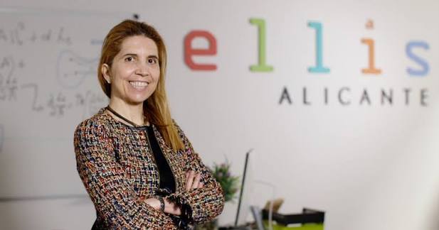La Universidad de Jaen incorporara a su claustro de doctores a la ingeniera en Telecomunicacion Nuria Oliver como Honoris Causa
