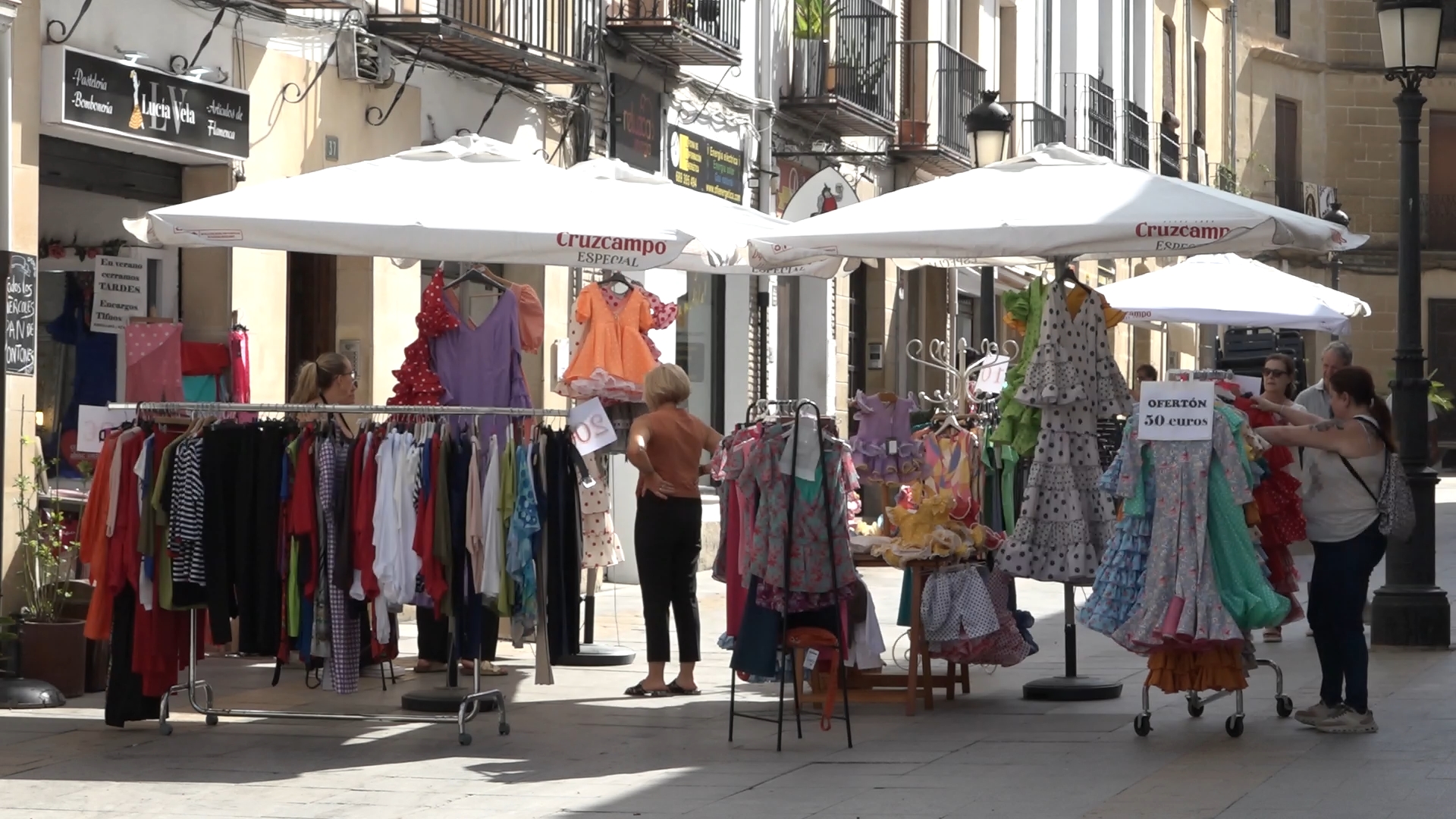 La XIV Fiesta del Stock de Baeza arranca con una alta participación de público y comercios 3 La XIV Fiesta del Stock de Baeza arranca con una alta participacion de publico y comercios 1.56.1