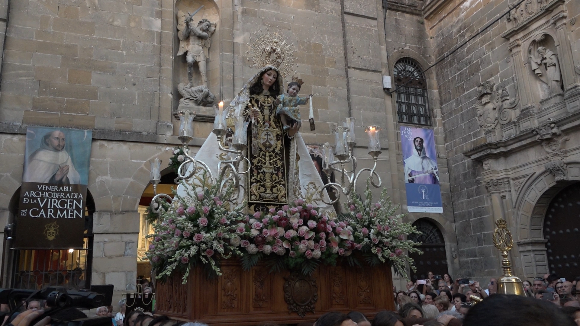 Úbeda se vuelca con la Virgen del Carmen en su Fiesta Principal y Solemne Procesión 3 Ubeda se vuelca con la Virgen del Carmen en su Fiesta Principal y Solemne Procesion 1.198.1