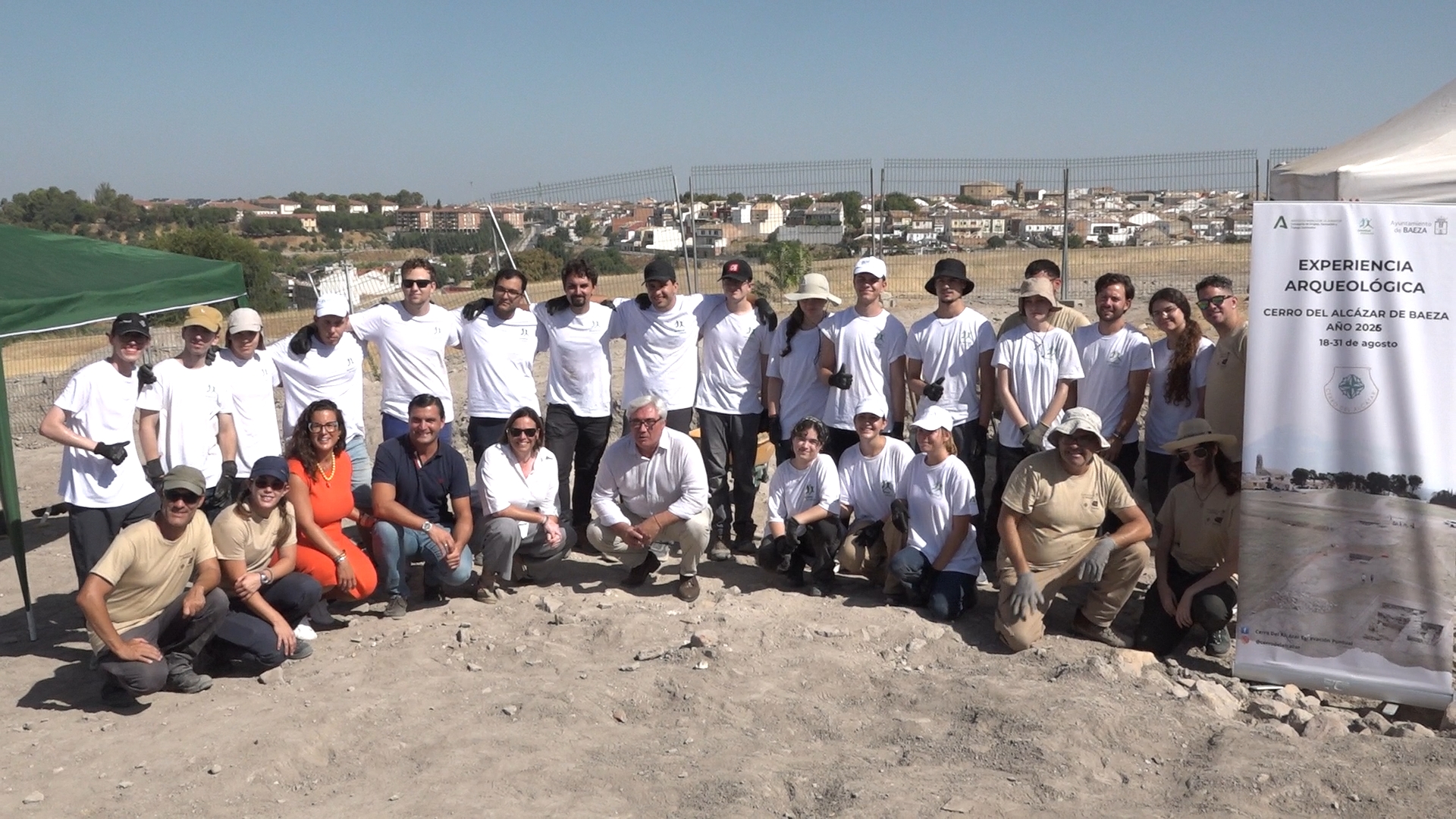 Inaugurado el II Campo de Voluntariado Arqueologico en el Cerro del Alcazar de Baeza con la participacion de 20 jovenes de toda Espana 1.29.2
