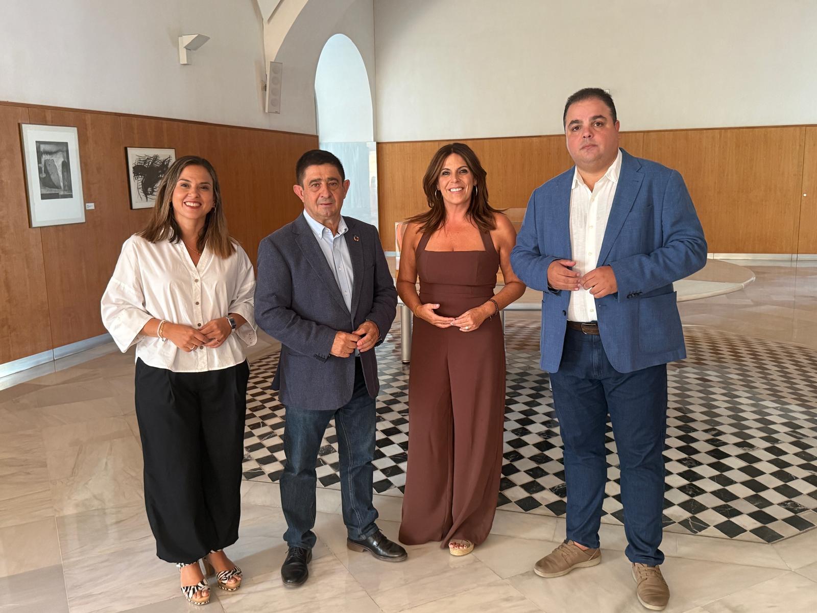 Reyes destaca que el grupo parlamentario socialista dara la batalla para defender a la provincia ante los desafios en sanidad publica Universidad de Jaen o dependencia